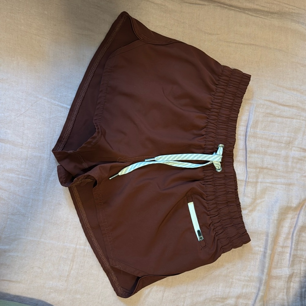 Maroon vuori shorts size xs